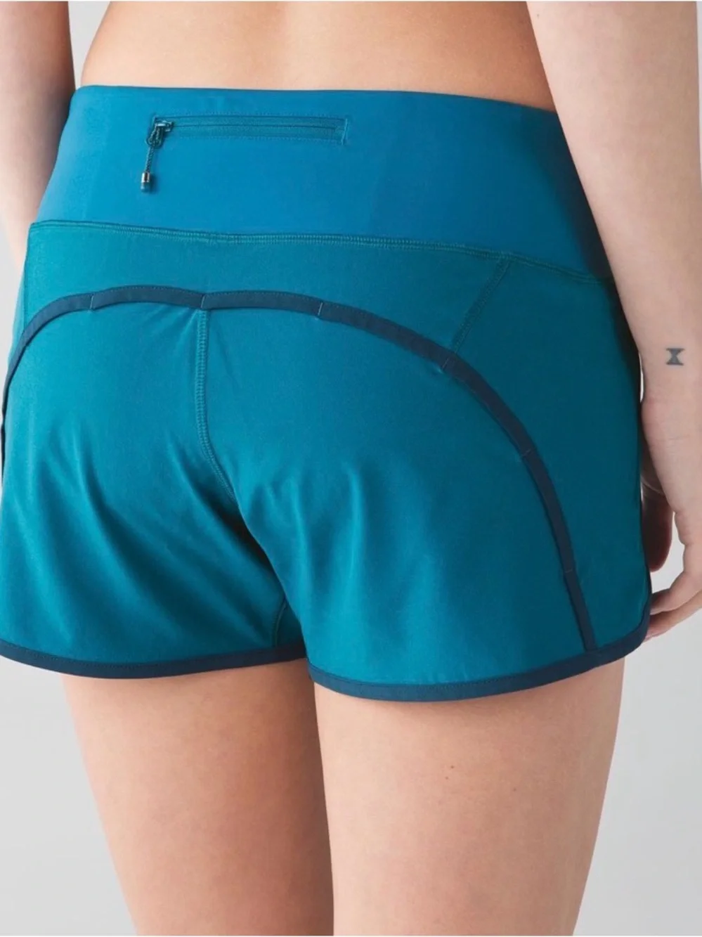 Lululemon Run Times Shorts (4-way Stretch) Tofino Teal / Alberta Lake